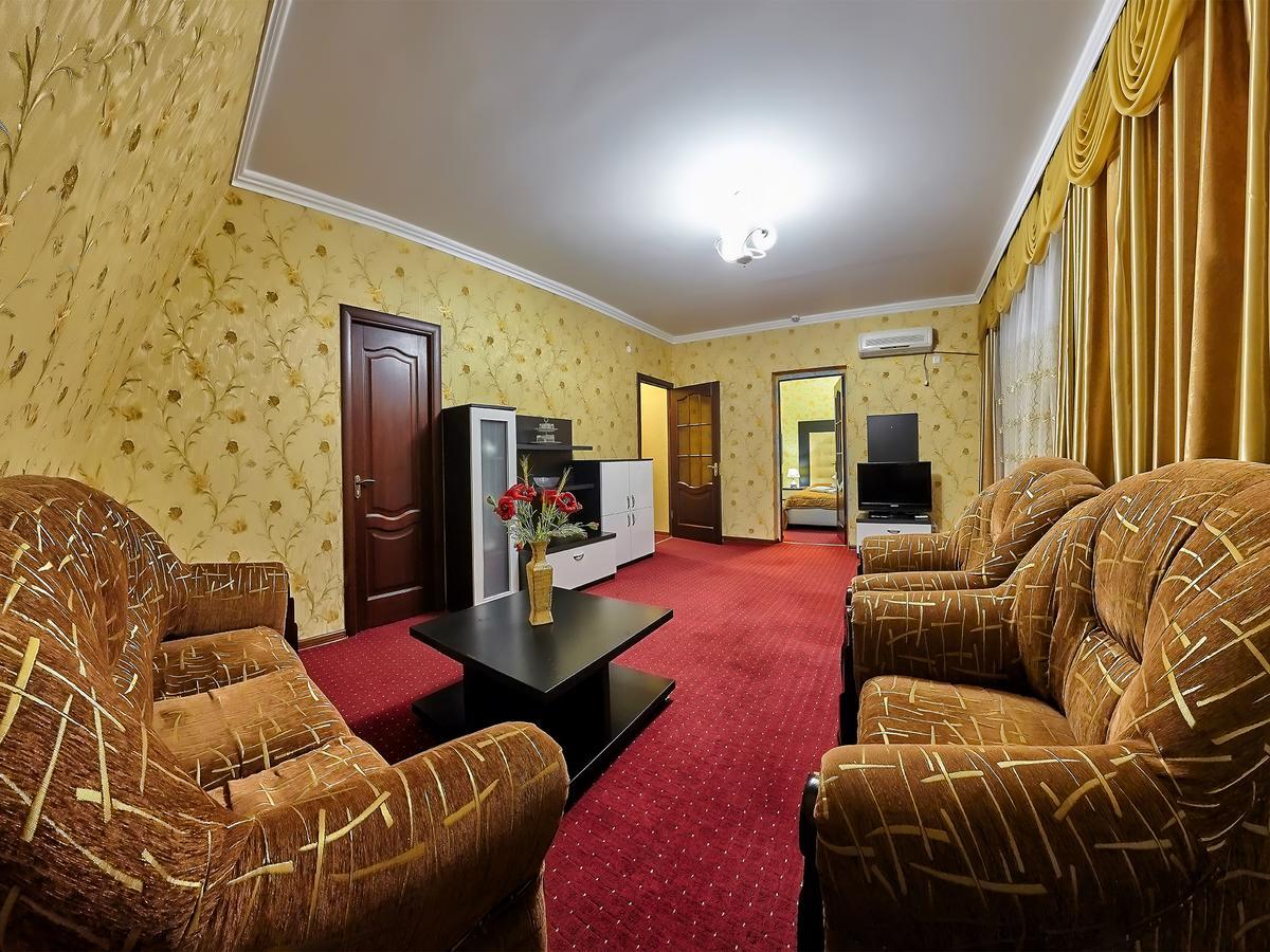 Sanatorium Elite Dnipro Hotel Truskavets Exterior photo